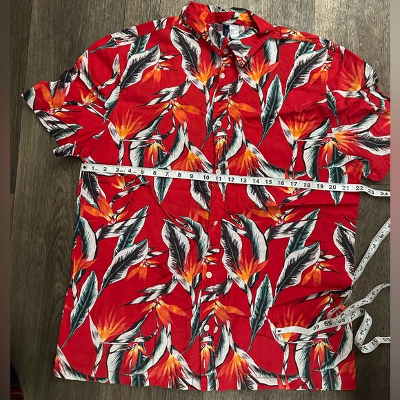 H&M floral shirt - Picture 3 of 4